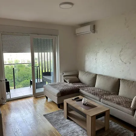 Park Novi Apartmani Novi Sad Exterior photo