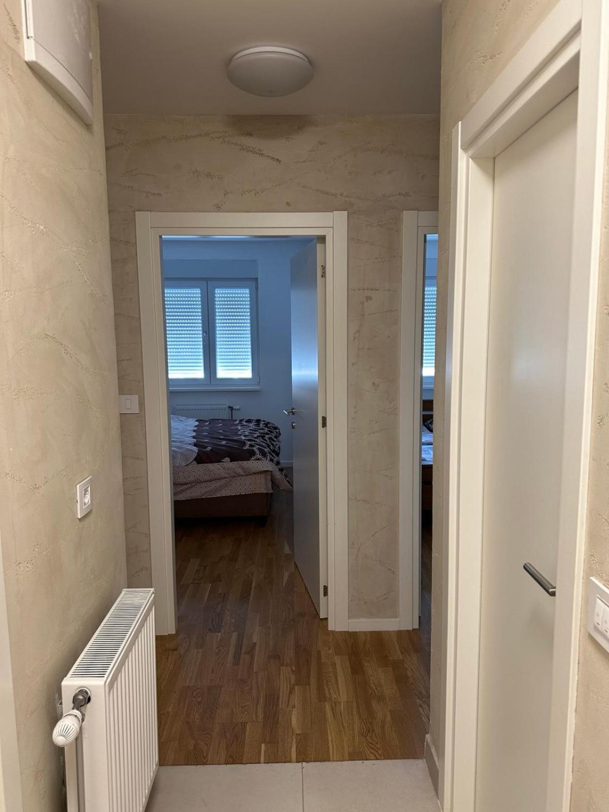 Apartment Park Novi *