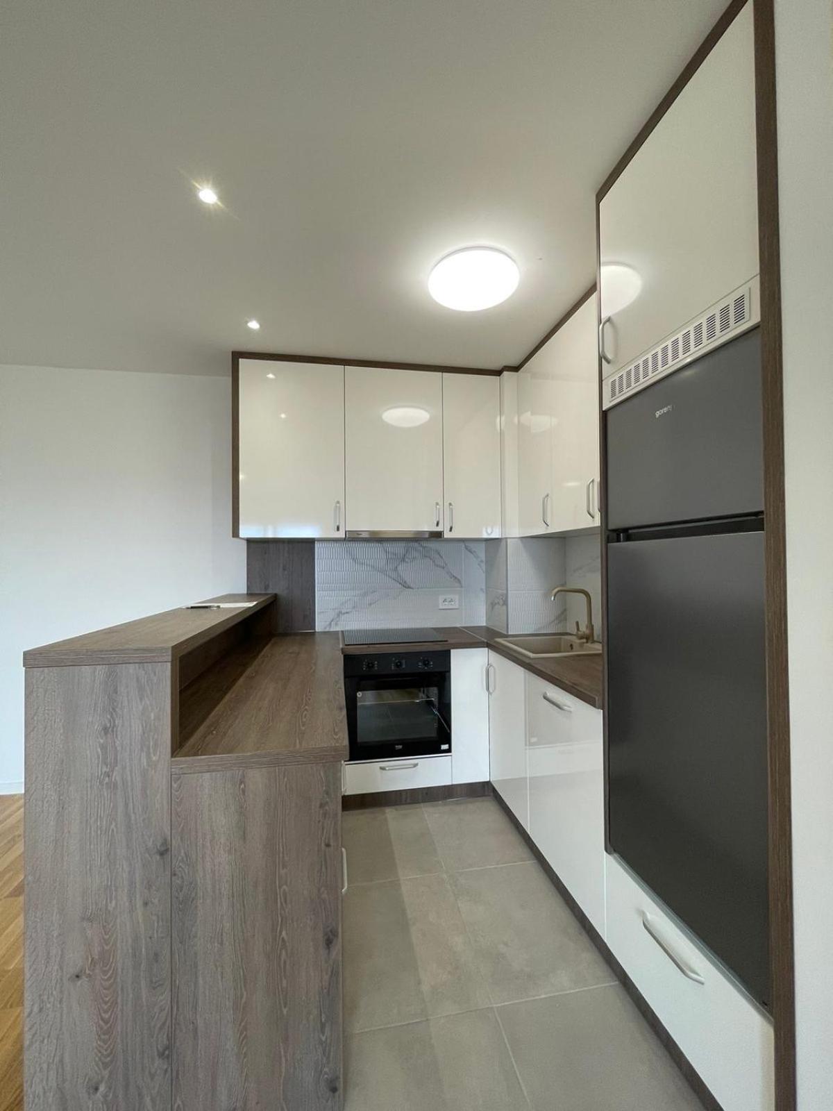 Park Novi Apartment Novi Sad