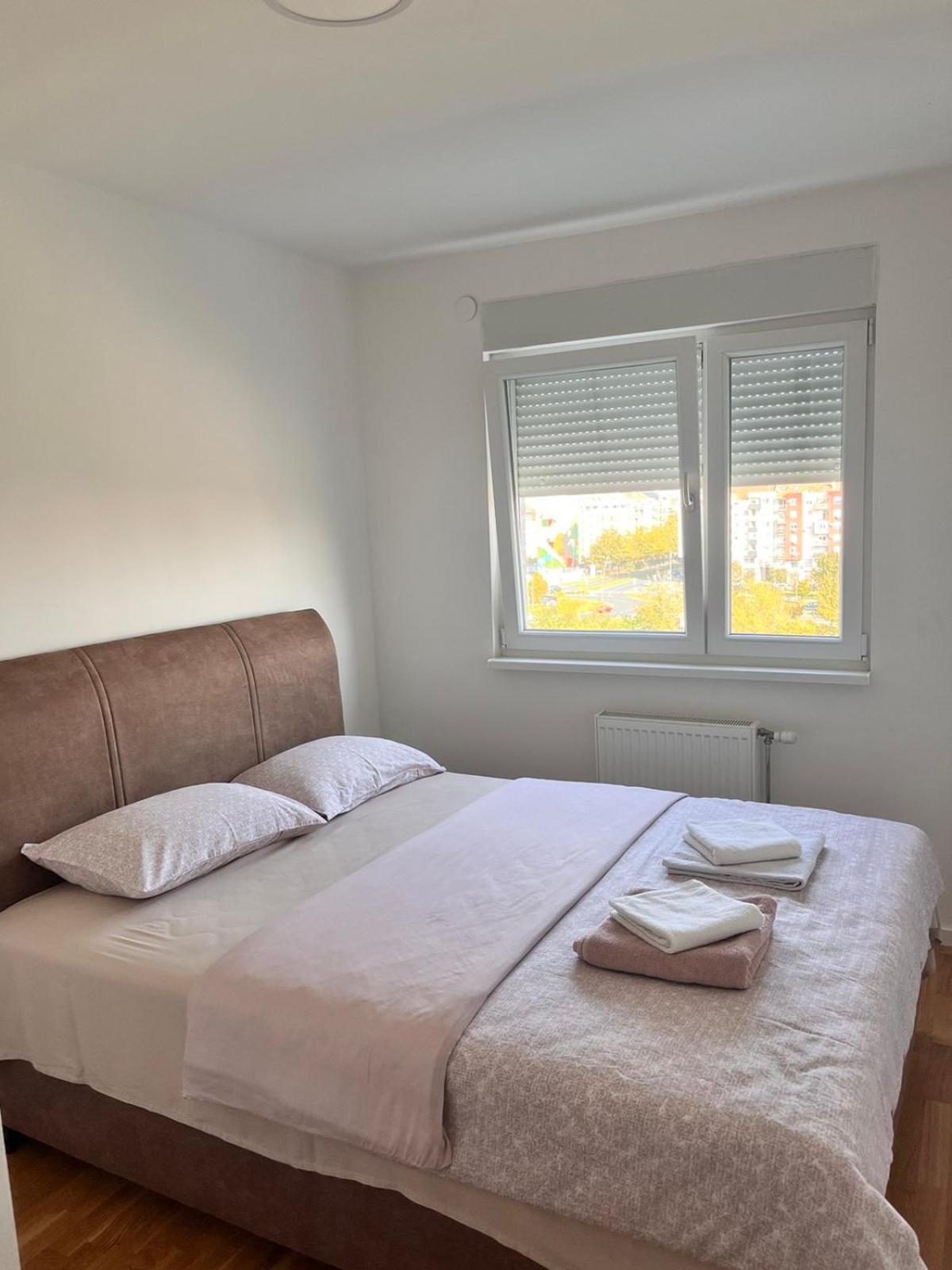 Apartment Park Novi